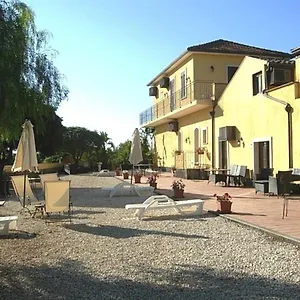 Oasi Del Fiumefreddo Agroturismo