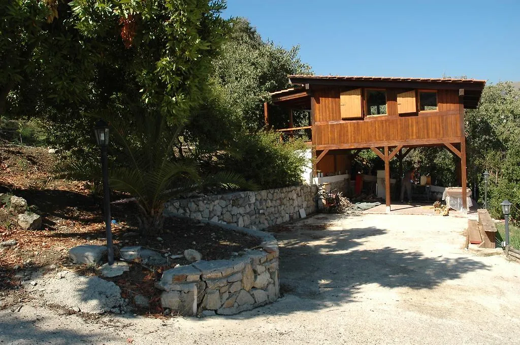 Guest house Meditation Center Osho Sammasati Hotel Monreale Italy