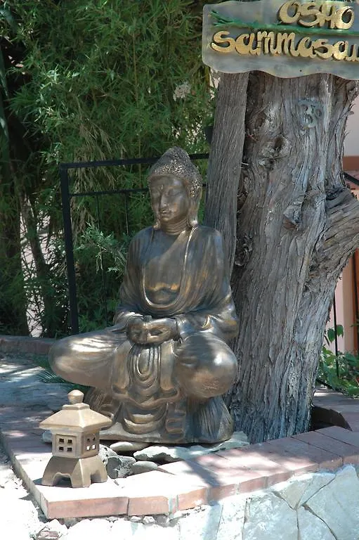 Meditation Center Osho Sammasati Hotel Monreale Guest house