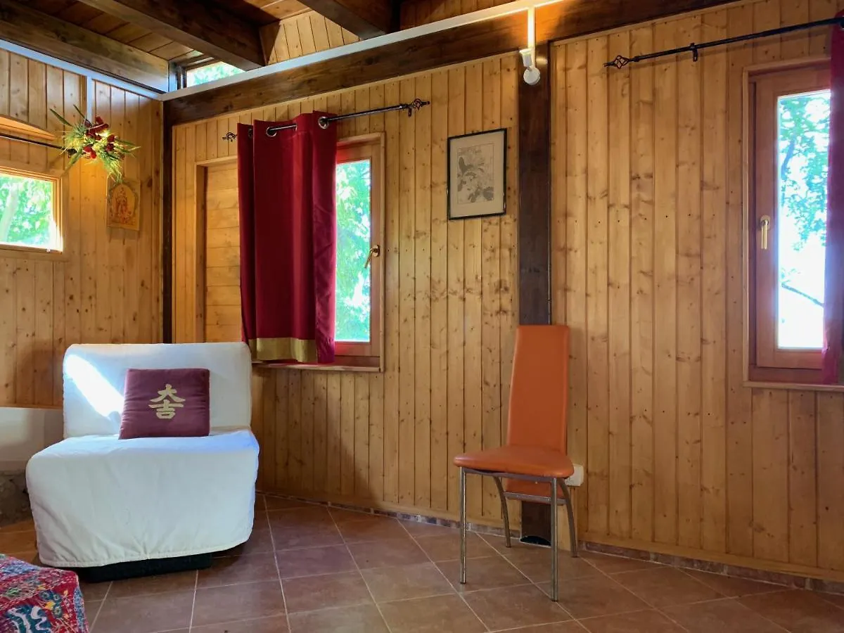 Meditation Center Osho Sammasati Hotel Monreale 0*,